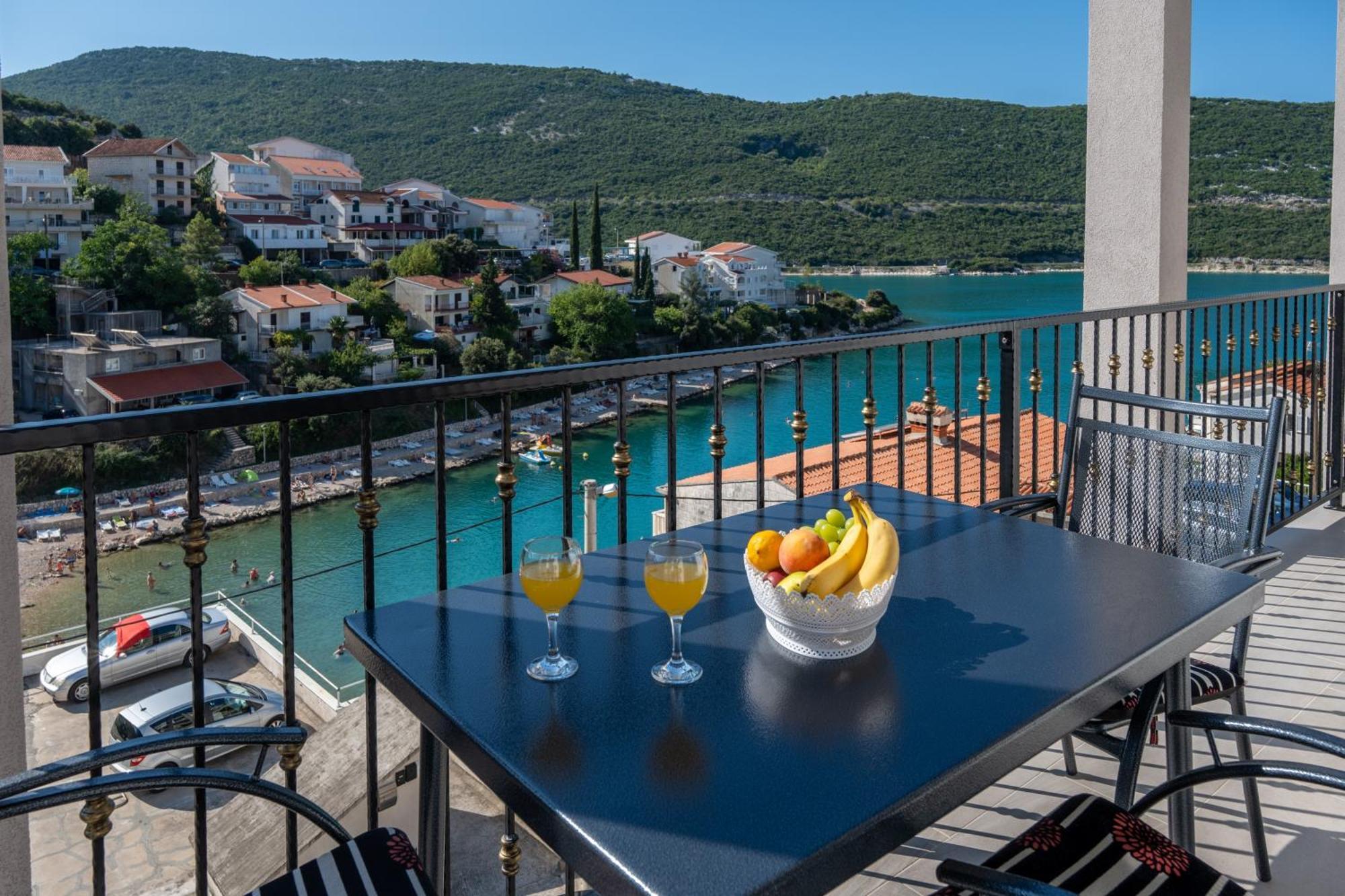 Apartments Budes Neum Room photo