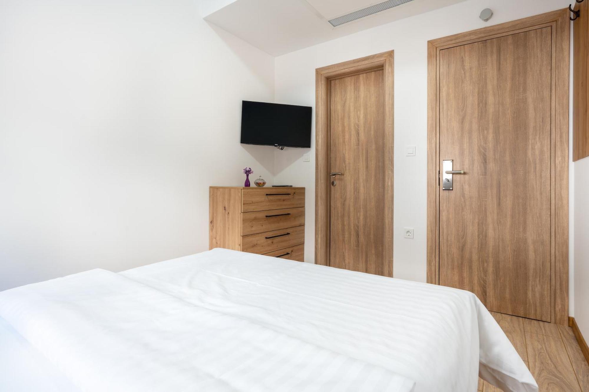 Apartments Budes Neum Room photo